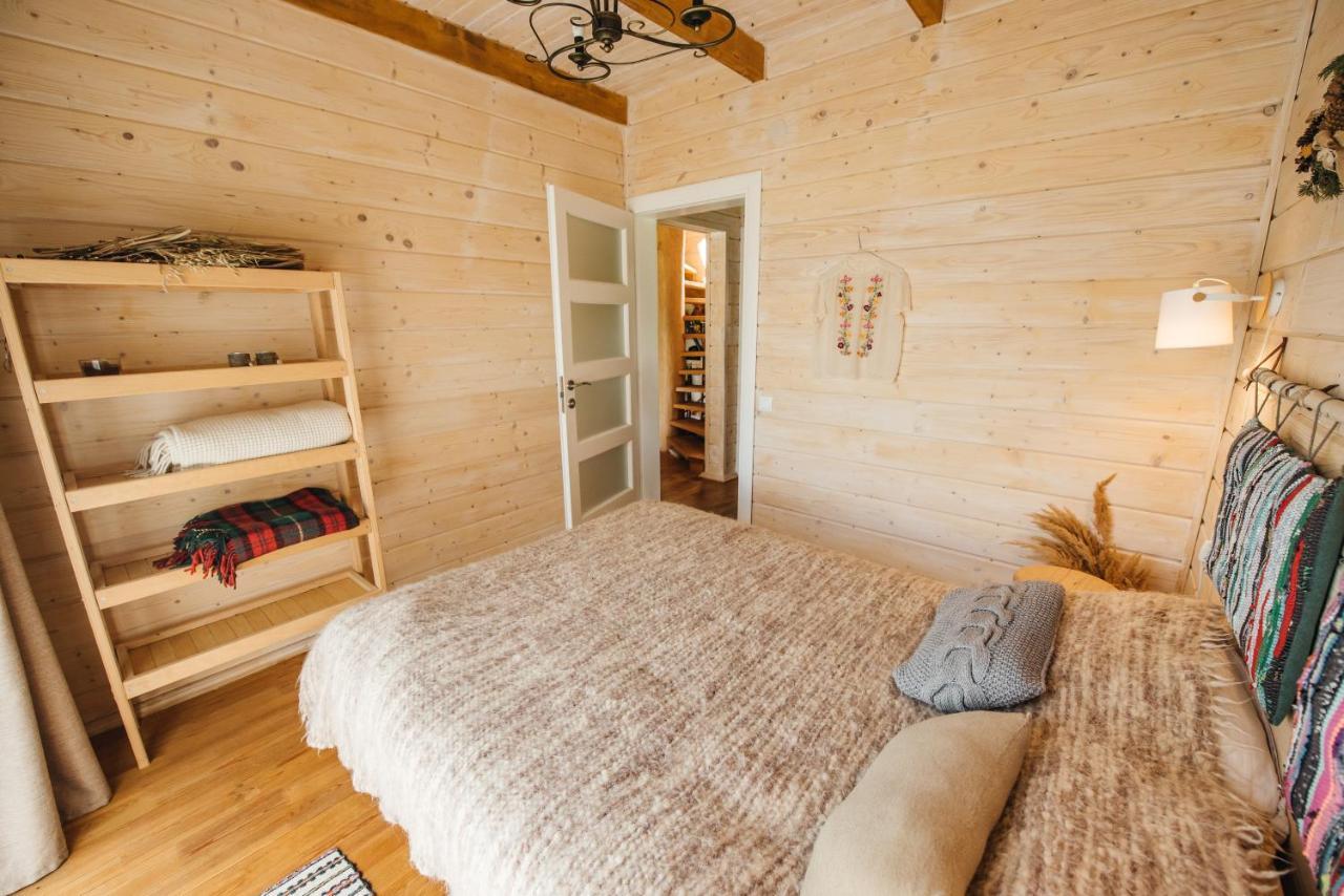 Shanti House Migovo Luaran gambar
